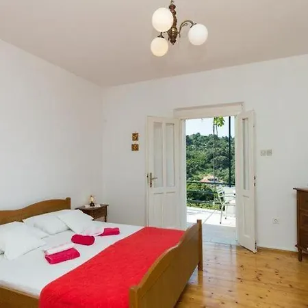 Miskovic - Duplex One Bedroom With Balcony And Sea View West Donje Celo