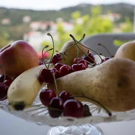 Miskovic - Duplex One Bedroom With Balcony And Sea View West Appartement